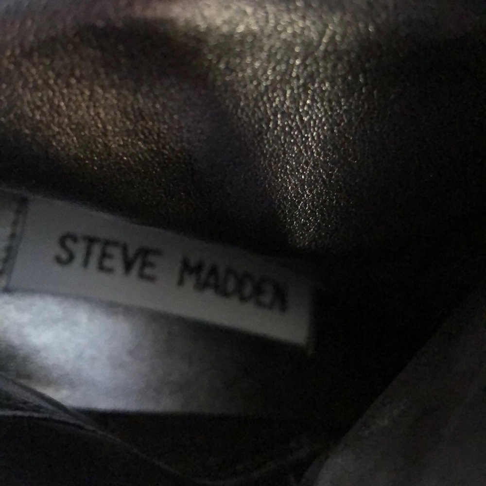 πHPπLike-New Steve Madden Black Leather 3β heel boot - Picture 4 of 6